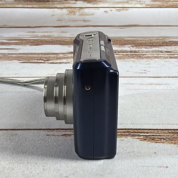 Nikon Coolpix L18 8MP Digital Camera Blue 3x Zoom - Works - Pre-owned - Picture 3 of 4